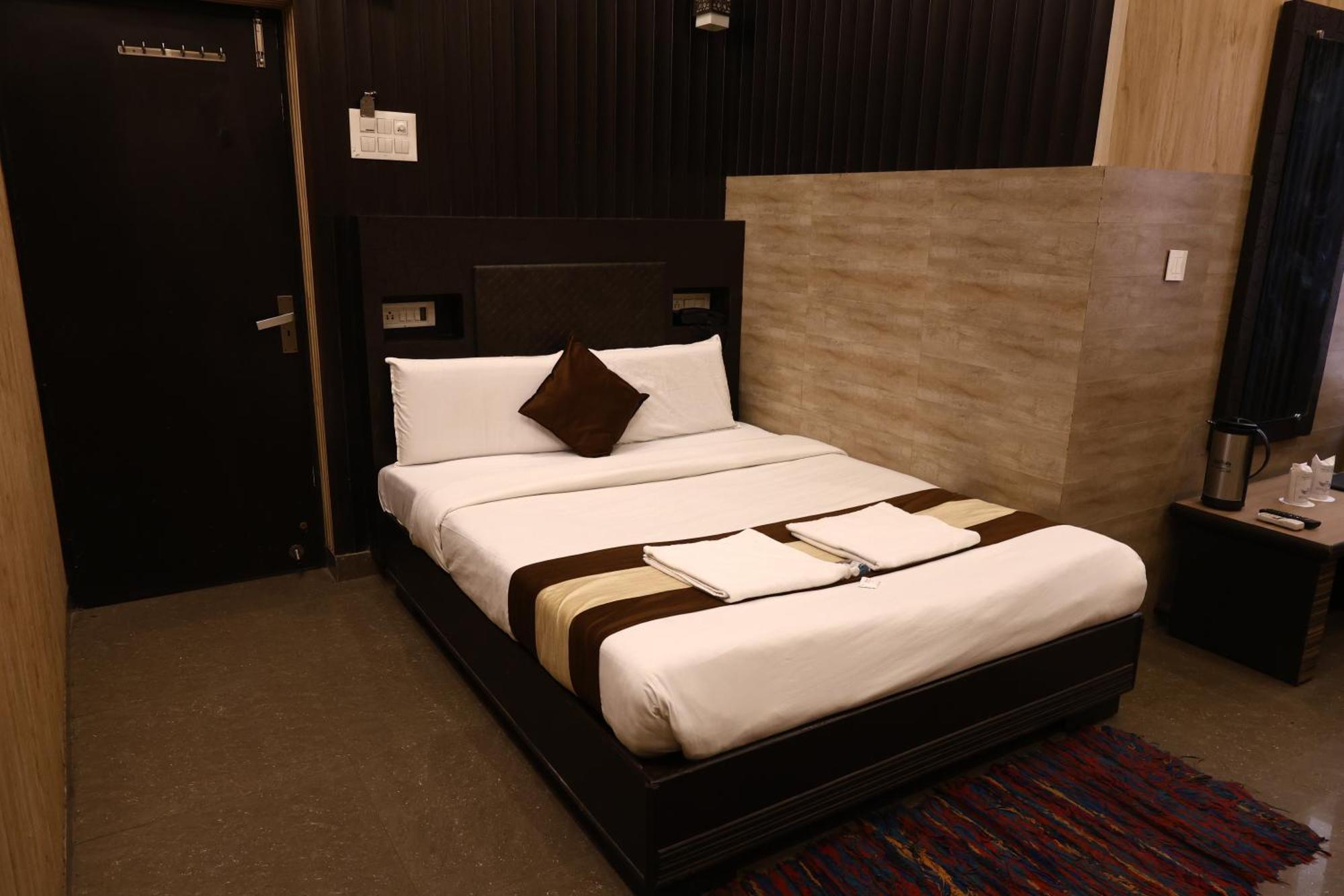 Hotel Pardesi Haridwar Exterior photo